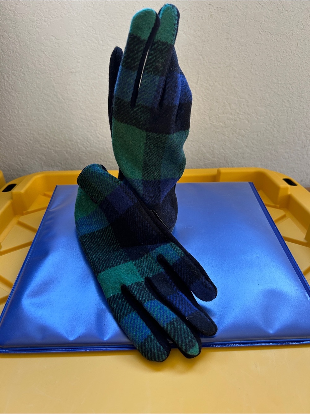 Plaid Green & Navy Touchscreen Winter Gloves - Women’s